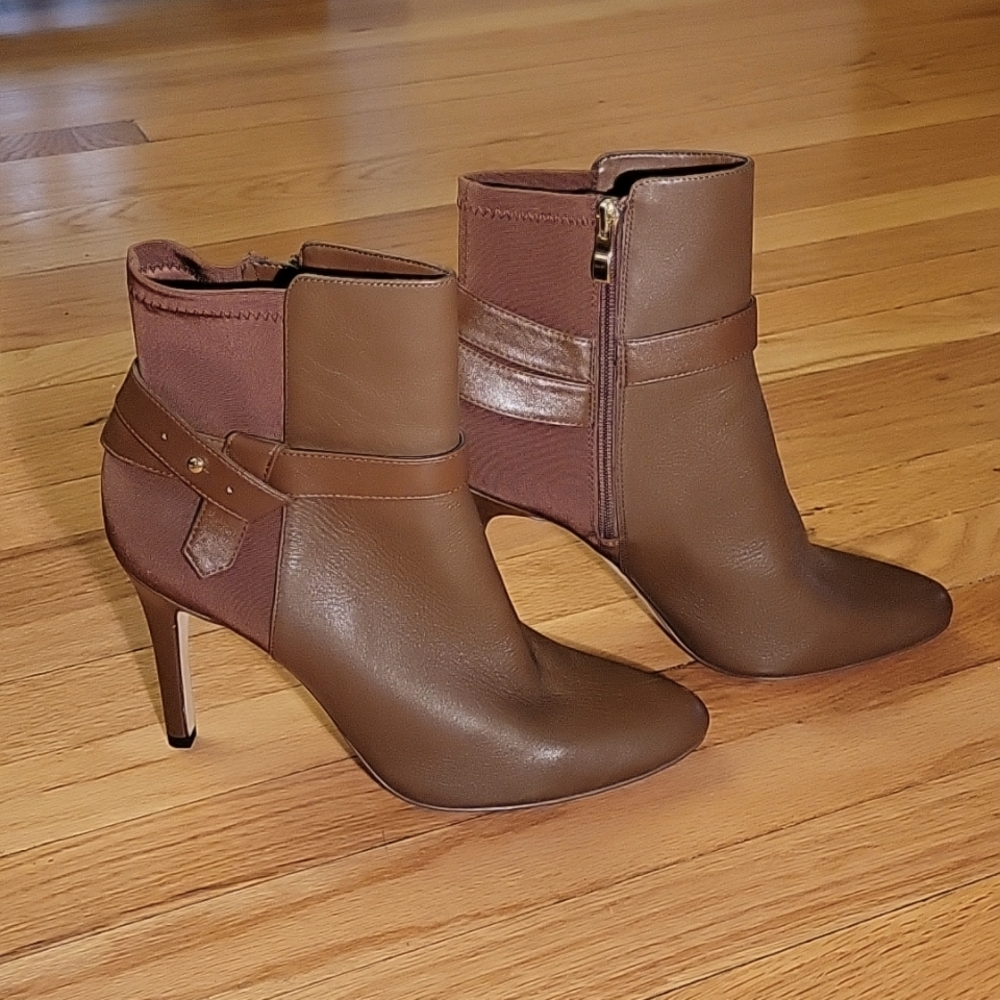 New White House Black Market Brown Genuine Leather Booties